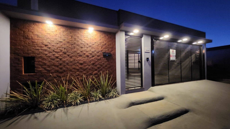 Imagem Casa com 3 Quartos à Venda, 157 m² em Botucatu