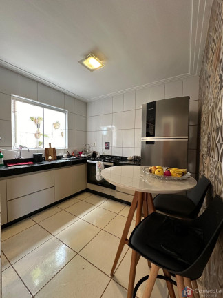Imagem Sobrado com 3 Quartos à Venda, 97 m² em Caramuru - Patos De Minas Imagem Sobrado com 3 Quartos à Venda, 97 m² em Caramuru - Patos De Minas