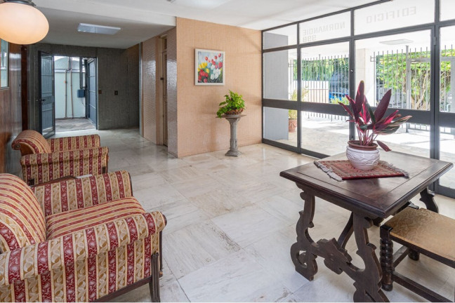 Imagem Apartamento com 4 Quartos à Venda, 277 m² em Auxiliadora - Porto Alegre Imagem Apartamento com 4 Quartos à Venda, 277 m² em Auxiliadora - Porto Alegre