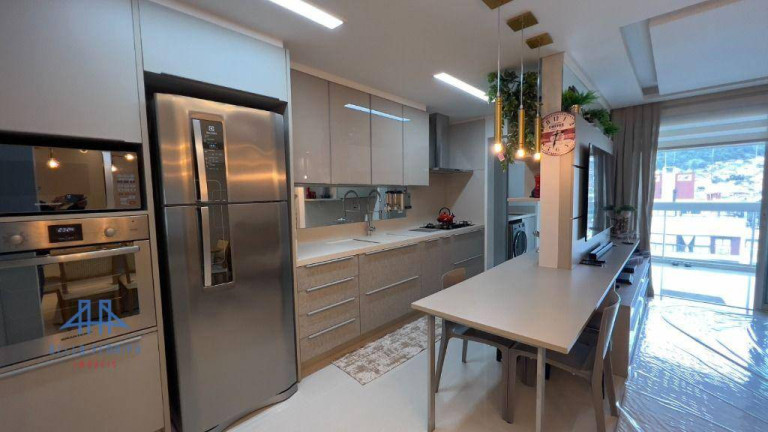 Imagem Apartamento com 2 Quartos à Venda, 102 m² em Agronômica - Florianópolis Imagem Apartamento com 2 Quartos à Venda, 102 m² em Agronômica - Florianópolis