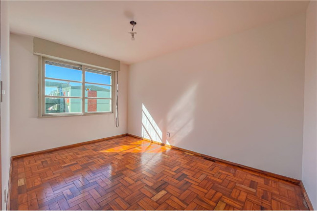 Imagem Apartamento com 3 Quartos à Venda, 62 m² em Cristal - Porto Alegre