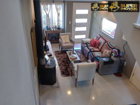 Imagem Casa com 3 Quartos à Venda, 221 m² em Laranjal - Pelotas Imagem Casa com 3 Quartos à Venda, 221 m² em Laranjal - Pelotas
