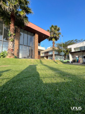 Imagem Casa de Condomínio com 3 Quartos à Venda, 735 m² em Cacupé - Florianópolis