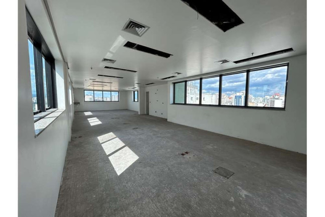 Sala Comercial à Venda, 112 m² em Santa Cecília - São Paulo