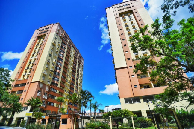 Imagem Apartamento com 3 Quartos à Venda, 88 m² em Vila Ipiranga - Porto Alegre