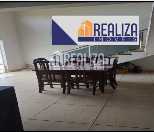 Imagem Sobrado com 2 Quartos à Venda, 470 m² em Conjunto José Barbosa - Uberaba Imagem Sobrado com 2 Quartos à Venda, 470 m² em Conjunto José Barbosa - Uberaba