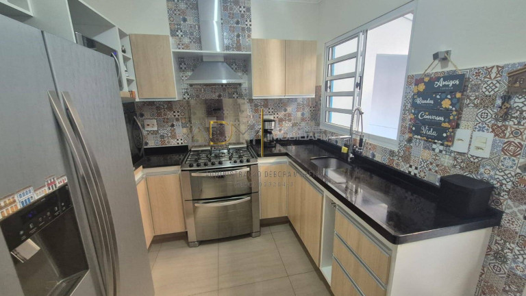 Imagem Casa com 2 Quartos à Venda, 200 m² em Botucatu Imagem Casa com 2 Quartos à Venda, 200 m² em Botucatu