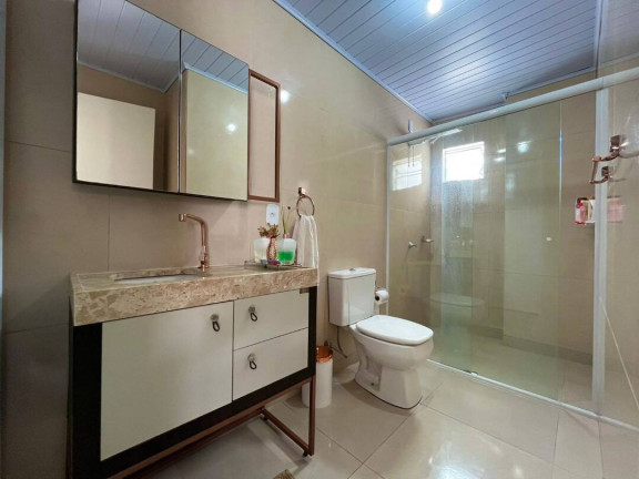 Imagem Casa com 3 Quartos à Venda, 167 m² em Costeira - Balneário Barra Do Sul Imagem Casa com 3 Quartos à Venda, 167 m² em Costeira - Balneário Barra Do Sul