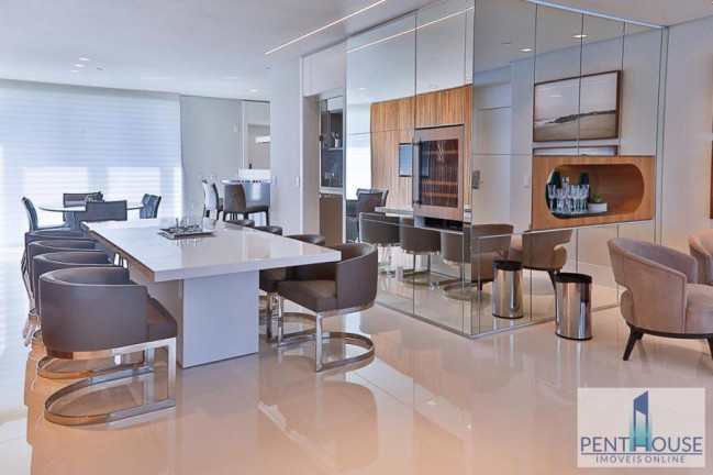 Imagem Apartamento com 4 Quartos à Venda, 257 m² em Centro - Balneário Camboriú Imagem Apartamento com 4 Quartos à Venda, 257 m² em Centro - Balneário Camboriú