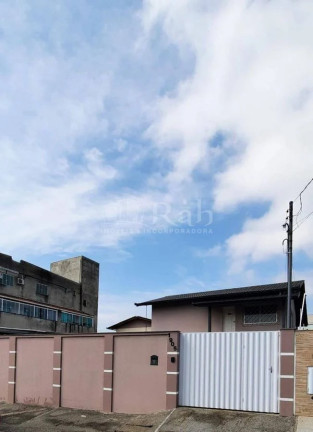 Imagem Casa com 4 Quartos à Venda, 135 m² em Centro - Balneário Camboriú Imagem Casa com 4 Quartos à Venda, 135 m² em Centro - Balneário Camboriú