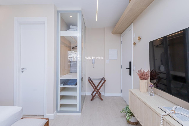 Imagem Imóvel com 1 Quarto para Alugar, 29 m² em Itaim Bibi - São Paulo