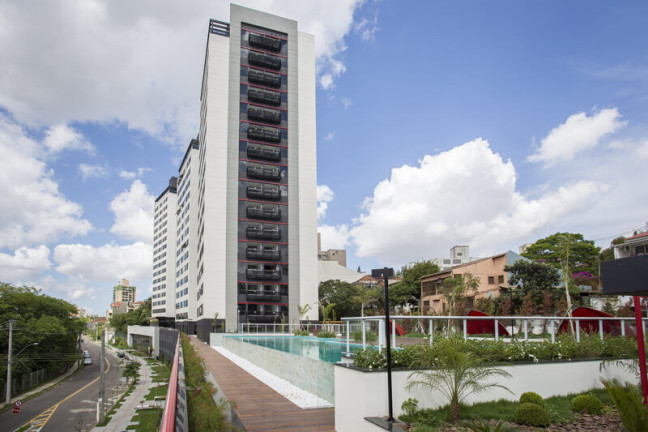 Imagem Imóvel com 1 Quarto à Venda, 68 m² em Petrópolis - Porto Alegre Imagem Imóvel com 1 Quarto à Venda, 68 m² em Petrópolis - Porto Alegre