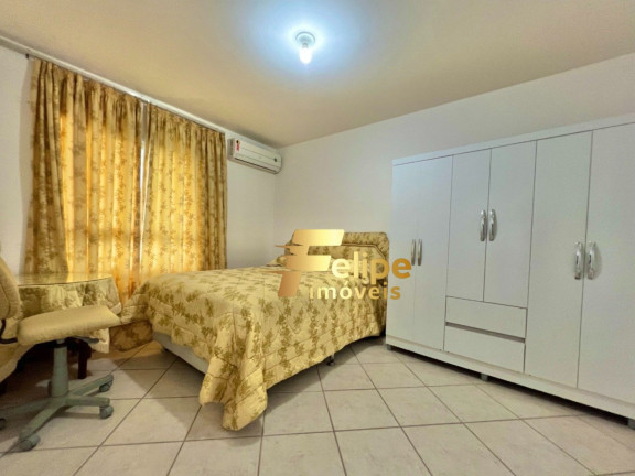 Imagem Imóvel com 2 Quartos à Venda, 80 m² em Centro - Guarapari Imagem Imóvel com 2 Quartos à Venda, 80 m² em Centro - Guarapari