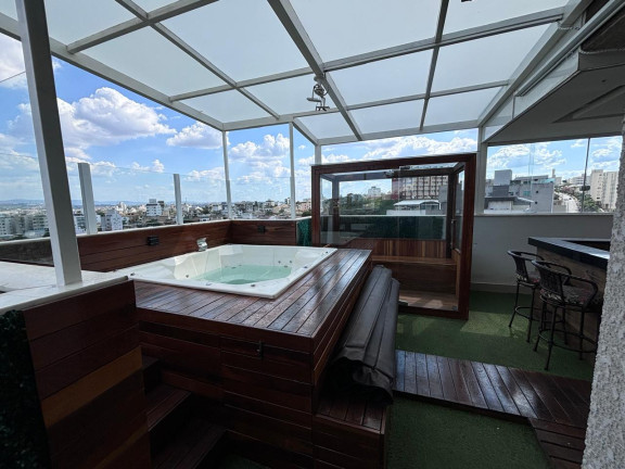 Apartamento com 3 Quartos à Venda, 144 m² em Cabral - Contagem