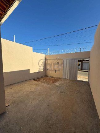 Imagem Casa com 3 Quartos à Venda,  em Jardim Primavera - Montes Claros