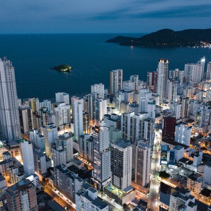 Imagem Apartamento com 4 Quartos à Venda, 143 m² em Centro - Balneário Camboriú