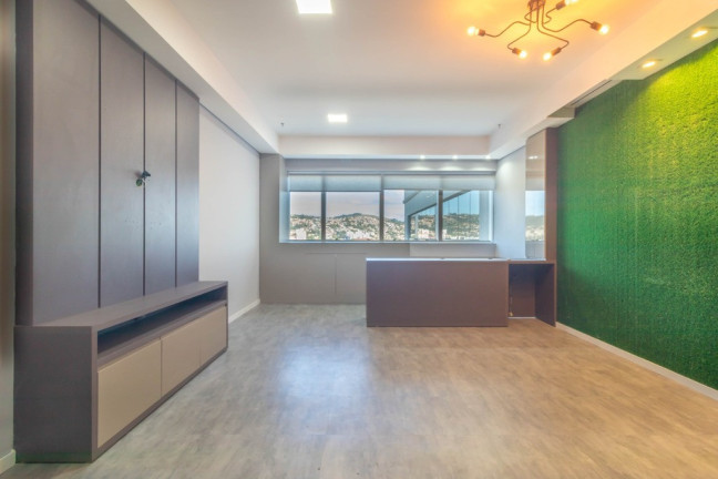 Sala Comercial à Venda,  em Central Parque - Porto Alegre