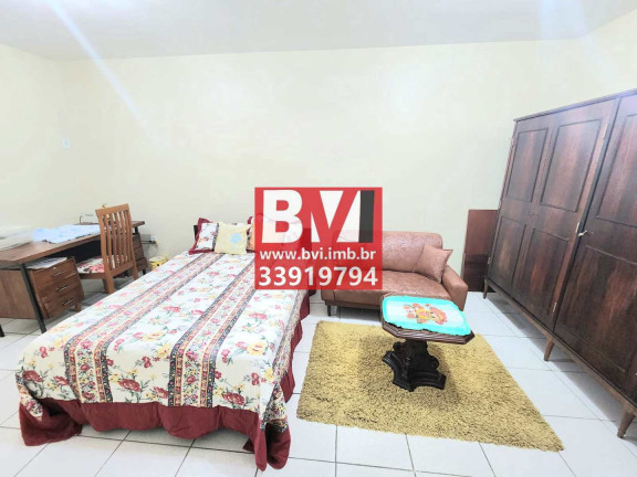Imagem Casa com 3 Quartos à Venda, 320 m² em Penha Circular - Rio De Janeiro Imagem Casa com 3 Quartos à Venda, 320 m² em Penha Circular - Rio De Janeiro