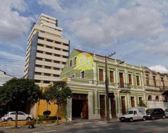 Foto do imóvel Cobertura com 2 Quartos à Venda, 149 m² em Centro - Curitiba