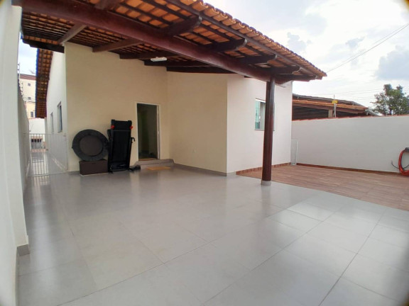 Imagem Casa com 3 Quartos à Venda, 250 m² em Santo André - Anápolis