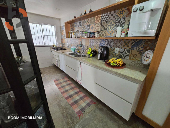Imagem Casa com 3 Quartos à Venda, 215 m² em Caonze - Nova Iguaçu
