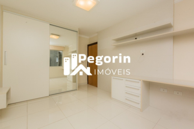 Imagem Apartamento com 3 Quartos à Venda, 147 m² em Cabral - Curitiba