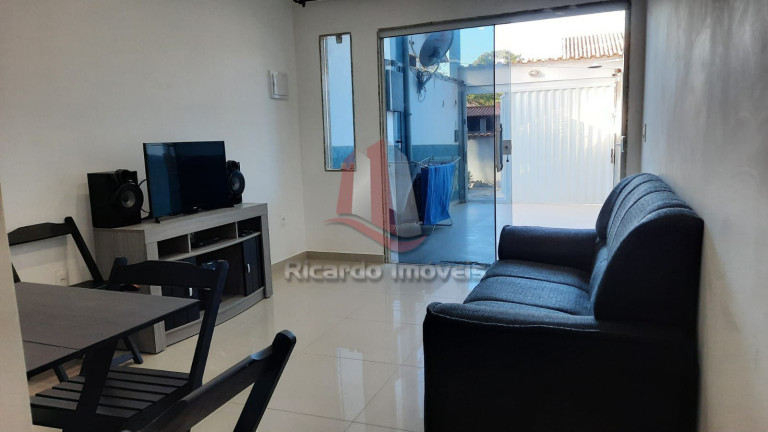 Imagem Imóvel com 4 Quartos à Venda, 120 m² em Peró - Cabo Frio