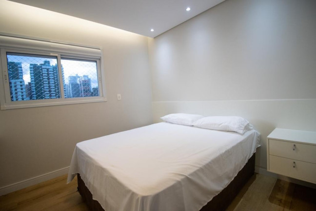 Imagem Apartamento com 4 Quartos à Venda, 213 m² em Canto Do Forte - Praia Grande Imagem Apartamento com 4 Quartos à Venda, 213 m² em Canto Do Forte - Praia Grande
