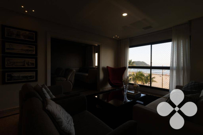 Imagem Imóvel com 4 Quartos à Venda, 250 m² em Canto Do Forte - Praia Grande