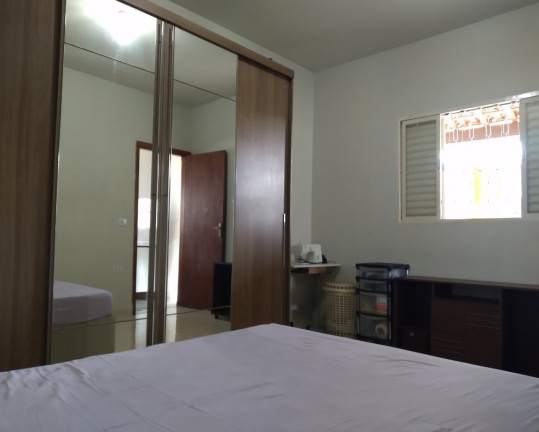Imagem Casa com 3 Quartos à Venda, 155 m² em Parque Florianópolis - Jaguariúna Imagem Casa com 3 Quartos à Venda, 155 m² em Parque Florianópolis - Jaguariúna