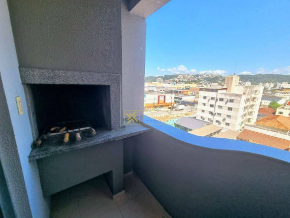 Imagem Apartamento com 3 Quartos à Venda, 80 m² em Barreiros - São José