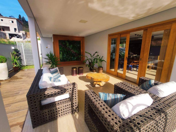 Imagem Casa com 3 Quartos à Venda, 800 m² em Esmeralda Park (caucaia Do Alto) - Cotia Imagem Casa com 3 Quartos à Venda, 800 m² em Esmeralda Park (caucaia Do Alto) - Cotia