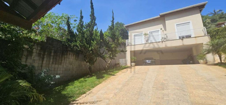 Imóvel com 3 Quartos à Venda, 358 m² em Chácara Vale Do Rio Cotia - Carapicuíba