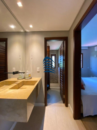 Casa com 4 Quartos à Venda, 400 m² em Busca Vida - Camaçari