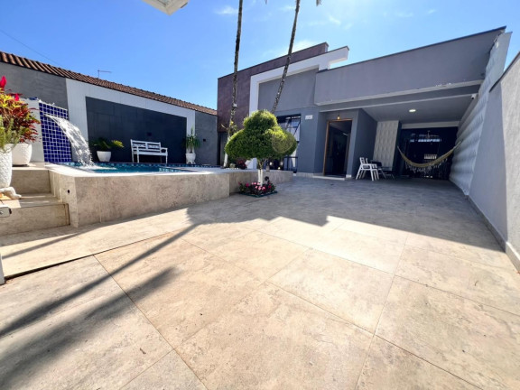Casa com 3 Quartos à Venda, 252 m² em Real - Praia Grande