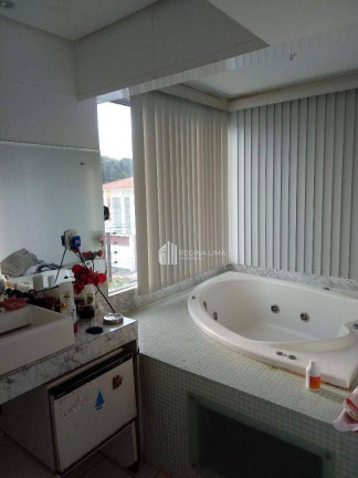 Imagem Casa com 4 Quartos à Venda, 291 m² em Gurupi - Teresina