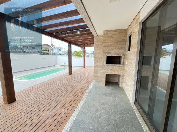 Imagem Casa com 4 Quartos à Venda, 375 m² em São João Do Rio Vermelho - Florianópolis Imagem Casa com 4 Quartos à Venda, 375 m² em São João Do Rio Vermelho - Florianópolis