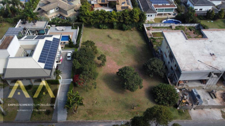 Terreno em Condomínio à Venda, 1.600 m² em Tamboré - Barueri