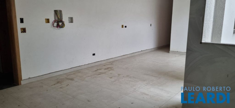 Apartamento com 2 Quartos à Venda, 67 m² em Vila Assunção - Santo André