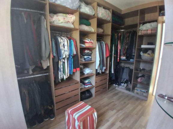 Imagem Casa com 3 Quartos à Venda, 248 m² em Vila Valqueire - Rio De Janeiro Imagem Casa com 3 Quartos à Venda, 248 m² em Vila Valqueire - Rio De Janeiro