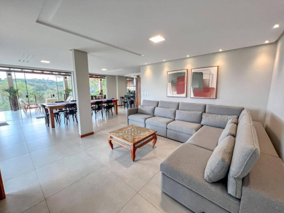 Imagem Casa com 6 Quartos à Venda, 370 m² Imagem Casa com 6 Quartos à Venda, 370 m²