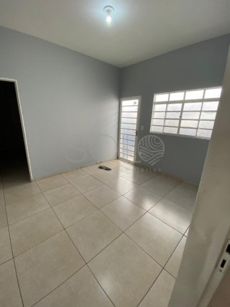 Imagem Casa com 1 Quarto à Venda, 156 m² em Jardim Roberto Selmi Dei - Araraquara Imagem Casa com 1 Quarto à Venda, 156 m² em Jardim Roberto Selmi Dei - Araraquara