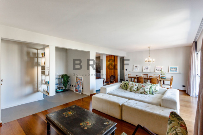 Apartamento com 3 Quartos à Venda, 135 m² em Campo Belo - São Paulo