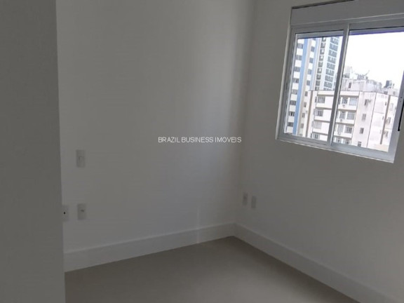 Imagem Imóvel com 3 Quartos à Venda, 112 m² em Centro - Balneário Camboriú