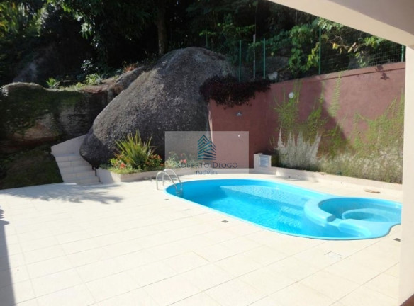 Imagem Casa com 4 Quartos à Venda, 330 m² em Santa Rosa - Niterói Imagem Casa com 4 Quartos à Venda, 330 m² em Santa Rosa - Niterói