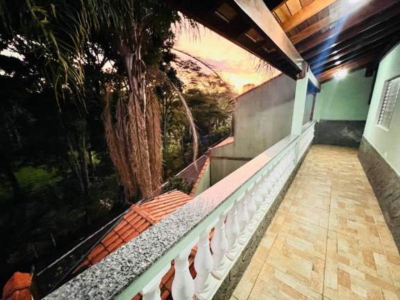 Imagem Casa com 3 Quartos à Venda, 180 m² em Jardim Guanhembu - São Paulo