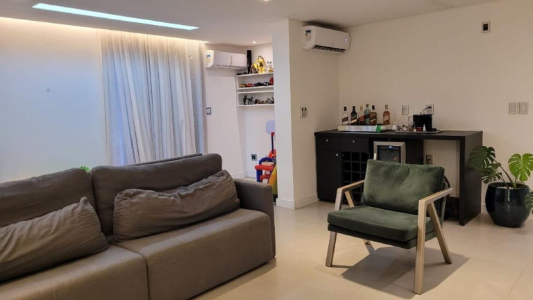 Imagem Casa com 5 Quartos à Venda, 400 m² em Piatã - Salvador Imagem Casa com 5 Quartos à Venda, 400 m² em Piatã - Salvador