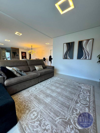 Apartamento com 4 Quartos para Alugar, 198 m² em Itapema