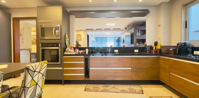 Imagem Casa com 3 Quartos à Venda, 211 m² em Bairro São José - Santa Maria Imagem Casa com 3 Quartos à Venda, 211 m² em Bairro São José - Santa Maria