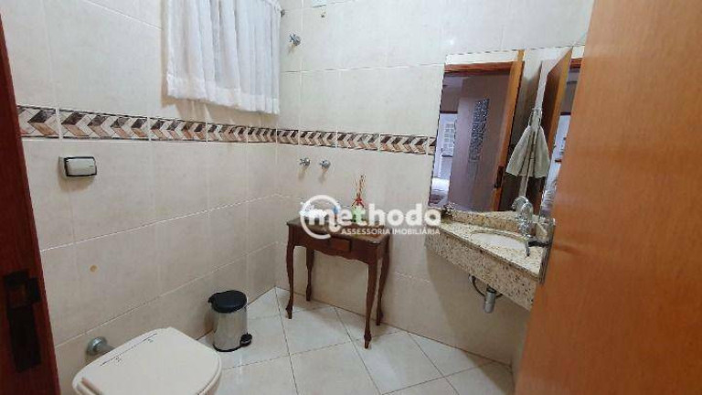 Imagem Casa com 3 Quartos à Venda, 230 m² em Vila Faustina Ii - Valinhos Imagem Casa com 3 Quartos à Venda, 230 m² em Vila Faustina Ii - Valinhos